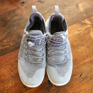 NIKE FREE SNEAKERS, SIZE 8